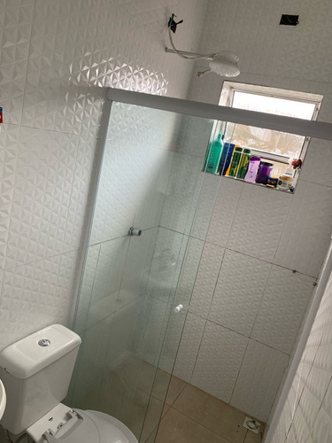 Casa Com 1 Quarto , 1 Quarto Com Suíte E Ar Condicionado