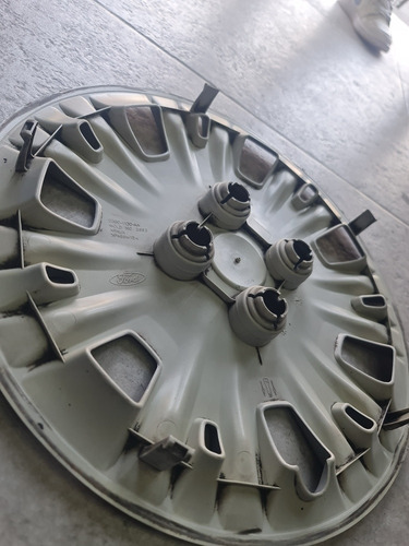 Tapon Copa Polvera Fiesta De Peine R15 (Usado)