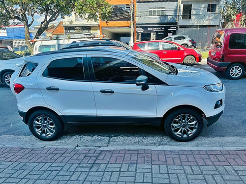 Imagem 3 de 12 de Ford- New Ecosport Freestyle 1.6 Manual Ótimo Estado