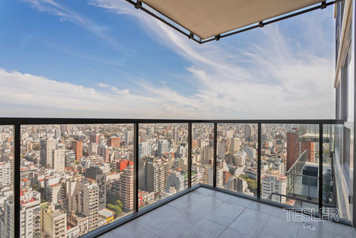 Weik Belgrano Piso Alto Con Terraza Propia 2 Dormitorios 2 Baños Completos Cochera
