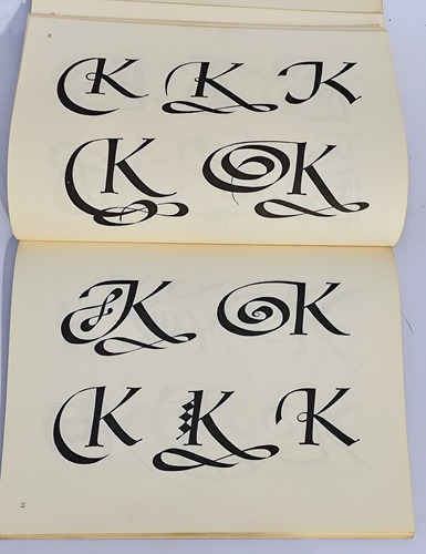 Calligraphic Swash Initials - Arthur Baker (Usado)