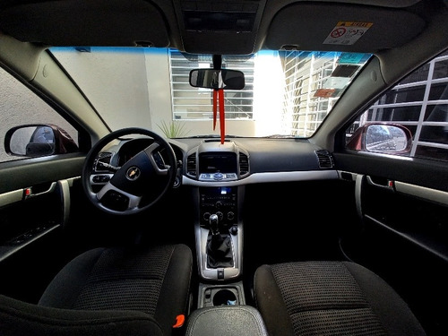 Imagen 5 de 10 de Chevrolet Captiva 2016 2.4 Ls Mt Fwd 167cv
