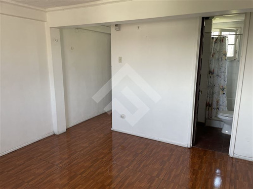 Departamento En Venta De 1 Dorm. En Santiago