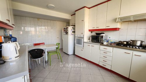 Piso Completo - Cg Los Leones - Vista Insuperable