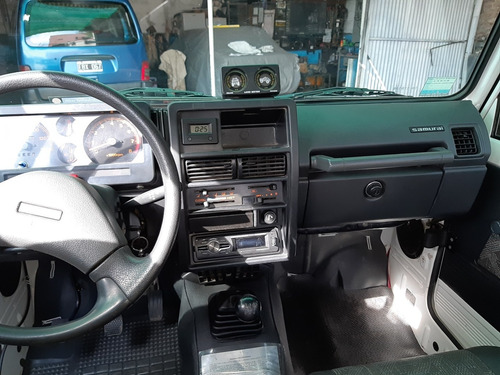 Imagen 12 de 21 de Suzuki Samurai 1.3 Inyeccion Lona