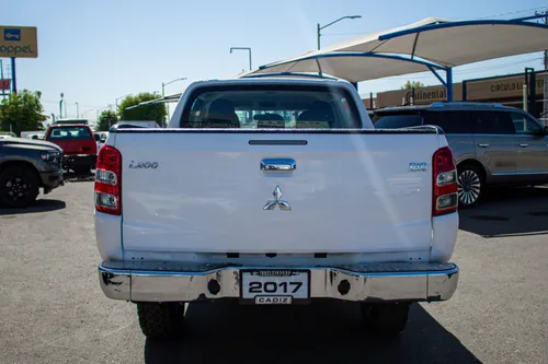 Mitsubishi L200 2.5 Di-d Cabina Doble 4x4 Mt