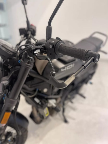 Husqvarna Svartpilen 401 0km 2023