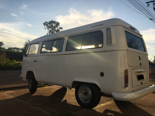 Kombi 12 Lugares
