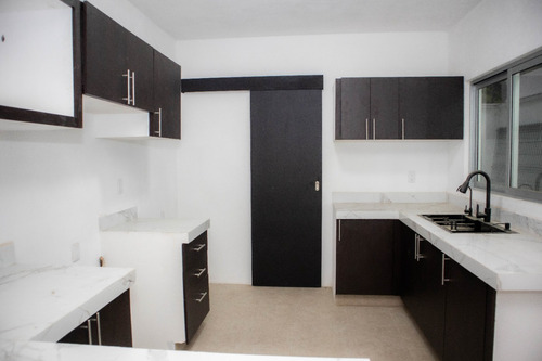 Hermosa Casa Nueva A 5 Minutos Del Sams De Córdoba