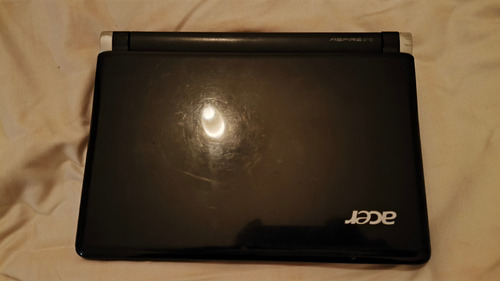 Acer One Mini Kav60, Intel Atom, 2gb Ram, Dd 140gb Negro (Usado)