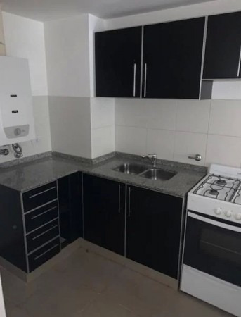 Imagen 4 de 10 de Departamento Dos Dormitorios Con Cochera