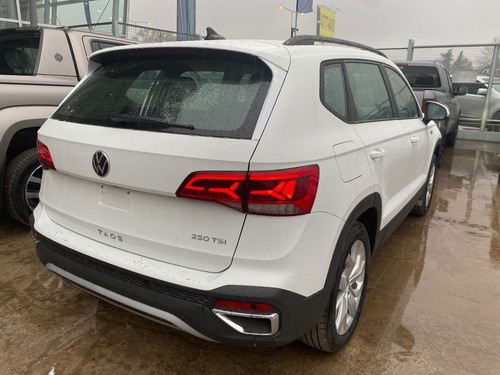 Imagen 21 de 25 de Taos Comfortline 250tsi Gf 0km