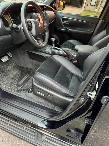 Toyota SW4 2.8 Tdi Gr-s 4x4 7as 6at