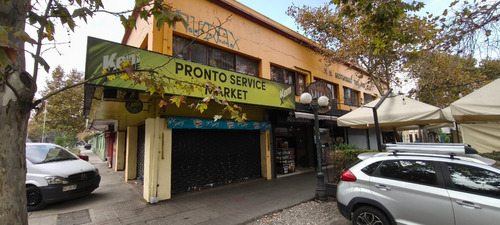 Excelente Local En Vicuña Mackenna Esquina Marín