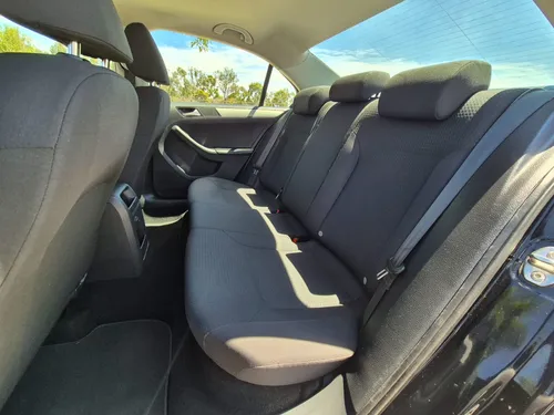Volkswagen Jetta 2.5 Comfortline Tiptronic At