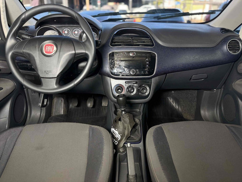 Fiat Punto 1.4 ATTRACTIVE 8V FLEX 4P MANUAL