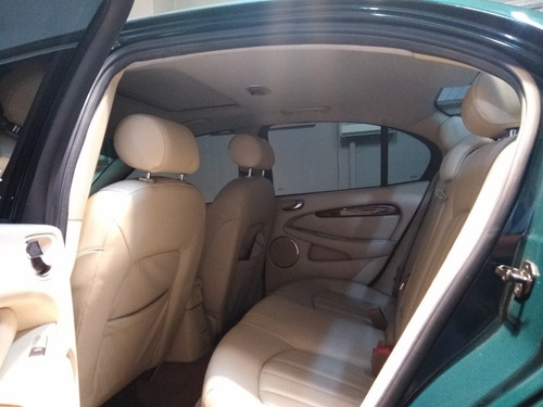 Imagem 14 de 15 de Jaguar X-type 2001
