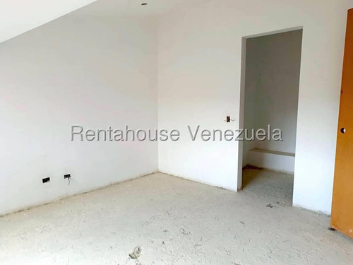 Apartamento En Venta En Alto Hatillo 26-322 Myp