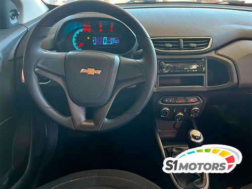 Imagem 10 de 15 de Chevrolet Gm Onix Lt 1.4 Preto 2014
