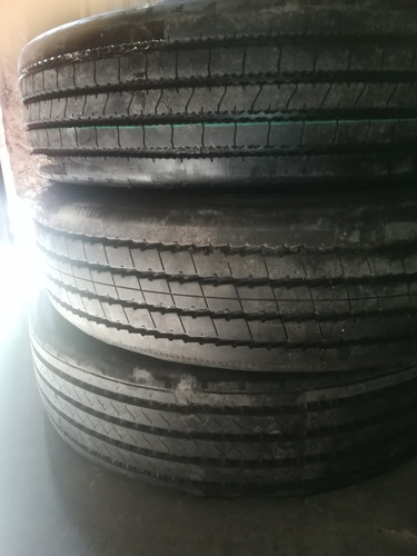 Imagen 4 de 7 de Neumaticos 275.80.22.5 Lisas