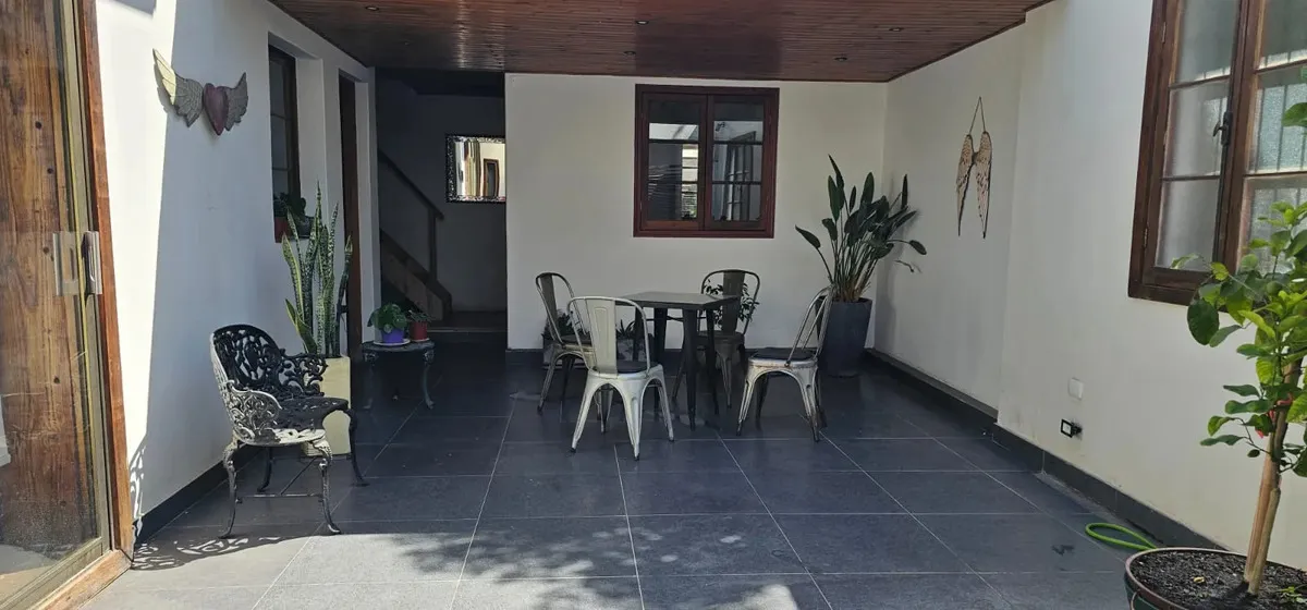 Imagen 5 de 18 de Casa Antigua En Venta 3d 3b - Providencia