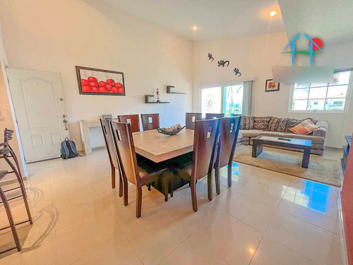 Cad Diamante Lakes Zafiro 327. Terraza Con Vista A La Alberca Y Jardines