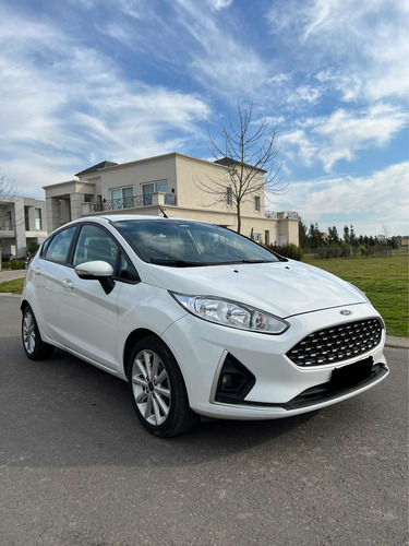 Imagen 8 de 13 de Ford Fiesta Kinetic Design 2018 1.6 Se 120cv