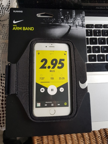 Brazalete Nike Porta Celular iPod Para Pantallas Grandes