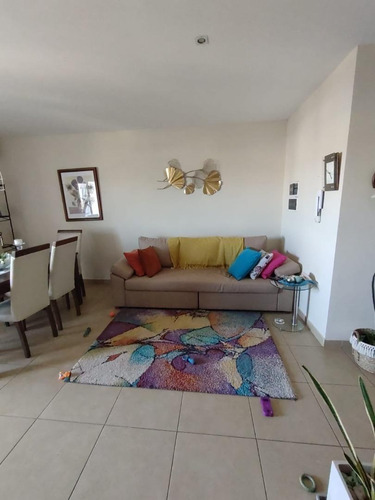 Imagen 5 de 17 de Departamento De 2 Dormitorios Céntrico