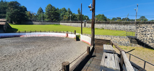 Venta Cortijo De Mendoza (rancho/lienzo Charro/eventos/crianza)