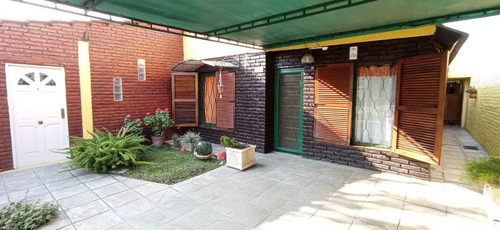Imagen 2 de 10 de Casa En Venta En Ituzaingo Norte