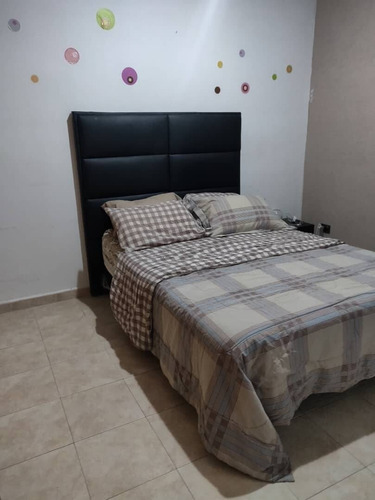 Imagen 12 de 15 de 133710 Carmen María González Vende Townhouse Semiamoblado El Parral (0412-4359728)