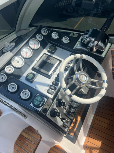 Lancha Focker 310 Modelo 2012
