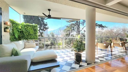 Departamento En Venta De 4 Dorm. Parque Forestal En Santiago