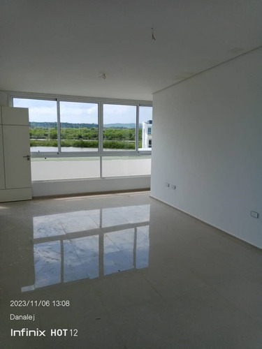 Townhouse Obra Blanca En Puerto Morrocoy, Parque Nacional Morrocoy En Tucacas.