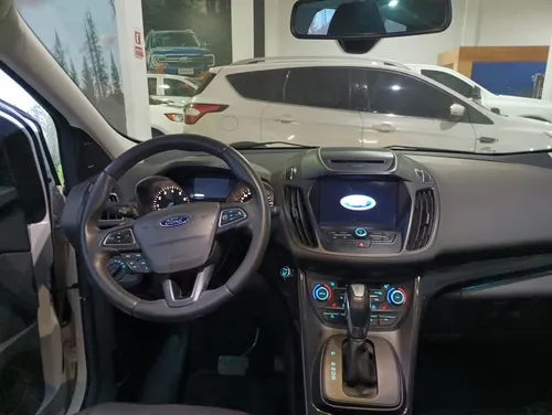 Ford Escape 2.0 Titanium