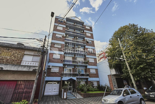 Imagen 2 de 30 de Venta Departamento 3 Amb Con Cochera En Moron Sur