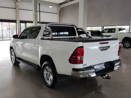 Toyota Hilux Hilux 2.7 SR 4X2 CD 16V FLEX 4P AUTOMÁTICO