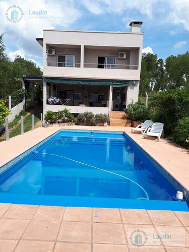 Imagen 2 de 11 de Se Vende Importante Chalet Sobre El Río - Posadas