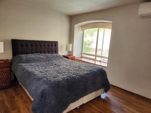 Casa Tres Pisos Amplios Espacios Buenaventura Quilicura.