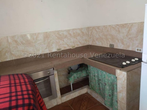 Imagen 7 de 14 de Casa En Venta Barrio Sucre Maracay 22-13784 Hc