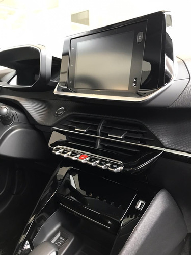 Peugeot 208 1.6l Feline Tiptronic 2021