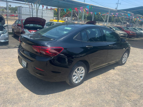 Chevrolet Onix 1.0t Ls Mt