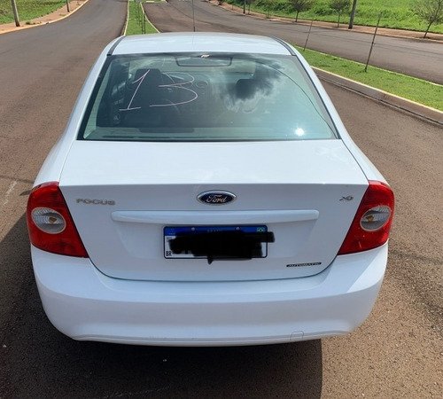 Imagem 6 de 10 de Ford Focus Sedan 2.0 Glx