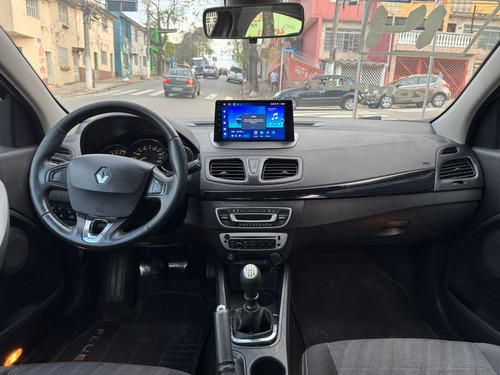 Renault Fluence 2.0 Dynamique Hi-flex 4p