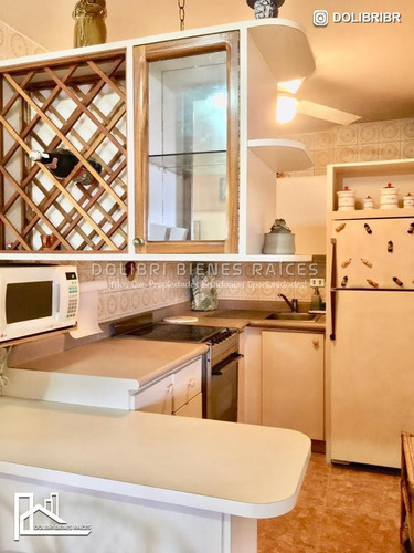 Imagen 7 de 10 de Apartamento En Alquiler En Macuto, Bajada El Playón, Av. La Playa Frente Al Balneario, Residencias Camurichico Edo. La Guaira Aa-mto001