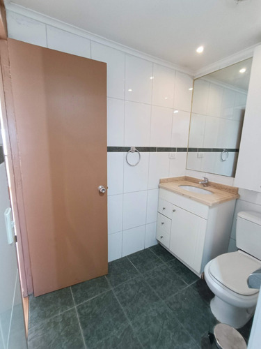 Se Vende Dpto, Excelente Ubicación - Rotonda Atenas- L C
