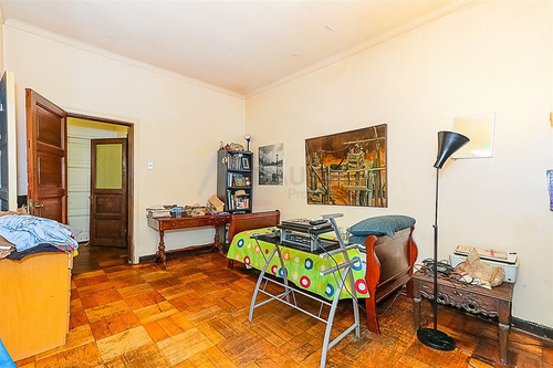 Casa En Venta De 4 Dorm. En Las Condes
