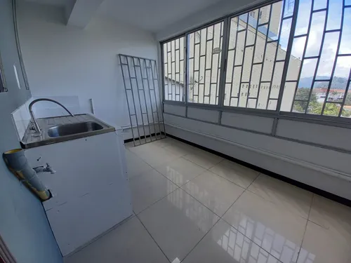 Local En Arriendo En Primer Piso En La Av Santander/manizales (279062295).