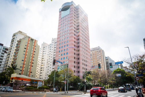 Imagem 2 de 12 de Conjunto Comercial 60m², 04 Salas, 02 Banheiros E 02 Vagas Na Garagem. Condomínio Com Recepção E Segurança 24hrs. Excelente Localização - 21092701 - 70147338